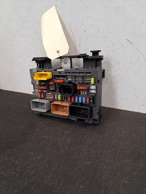 Image Boitier servitude moteur (BSM) - CITROEN C5 2
