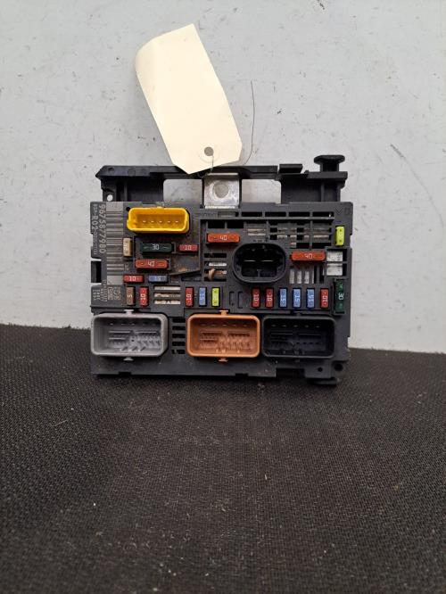 Image Boitier servitude moteur (BSM) - CITROEN C5 2