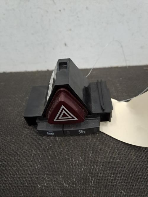 Image Bouton de warning - OPEL CORSA D
