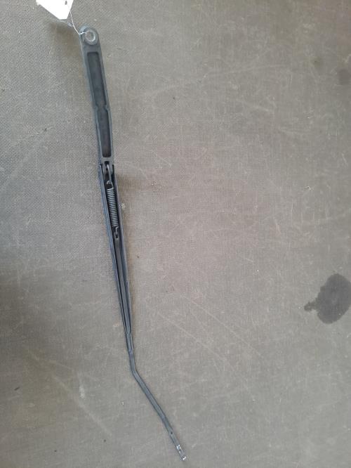 Image Bras essuie glace avant droit - RENAULT CLIO 4