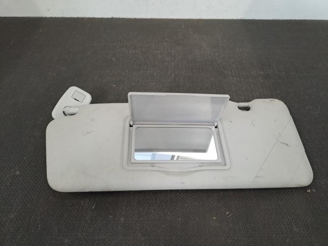 Image Pare soleil gauche - RENAULT CLIO 4