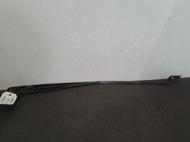 Image Bras essuie glace avant droit - PEUGEOT 3008 1