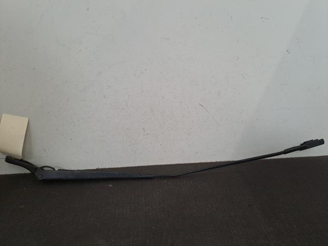 Image Bras essuie glace avant droit - PEUGEOT 3008 1