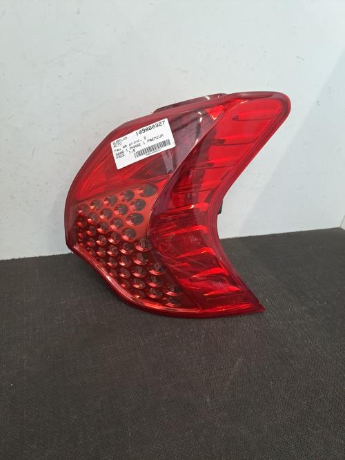 Image Feu arriere principal droit (feux) - PEUGEOT 3008 1