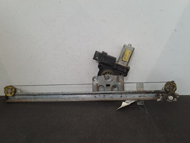 Image Leve vitre electrique avant gauche - PEUGEOT BOXER 3