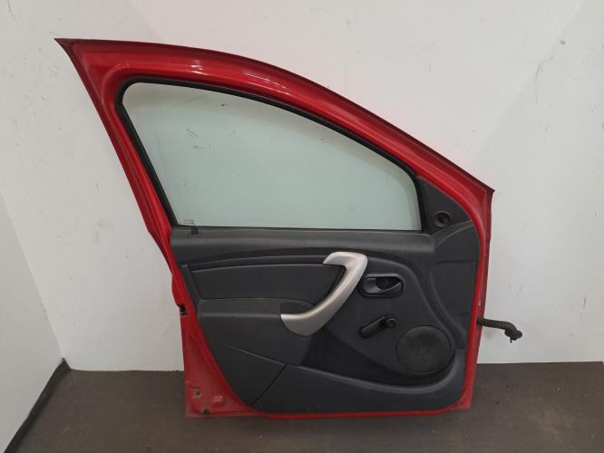 Image Porte avant gauche - DACIA SANDERO 1