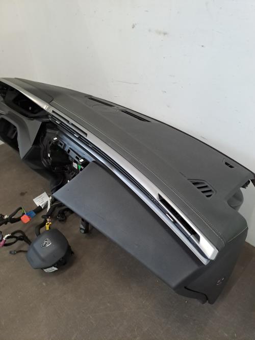 Image Planche de bord complete - PEUGEOT 308 3 SW