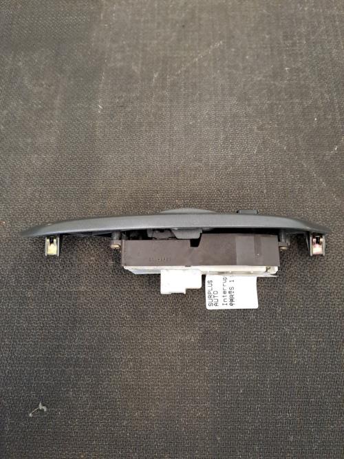 Image Interrupteur de leve vitre avant gauche - TOYOTA YARIS 1