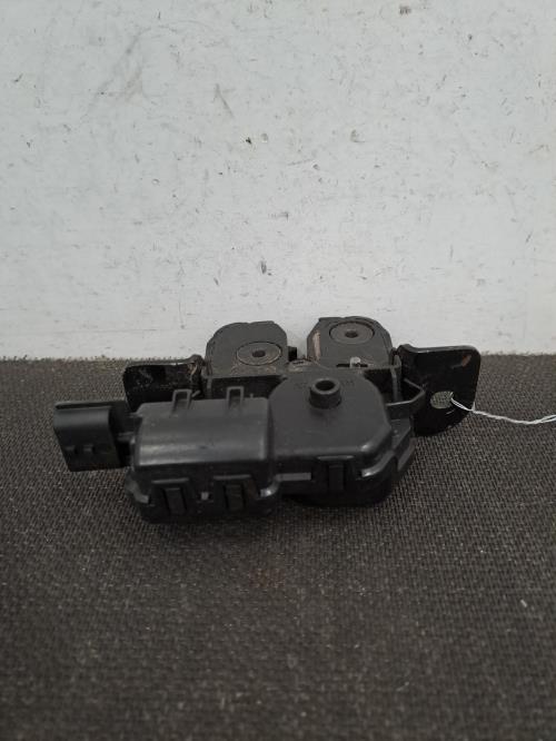Image Serrure de hayon - RENAULT GRAND SCENIC 3