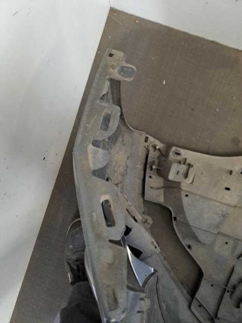 Image Pare choc avant - PEUGEOT 308 1