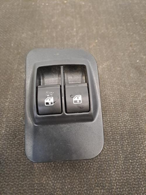 Image Interrupteur de leve vitre avant gauche - CITROEN NEMO