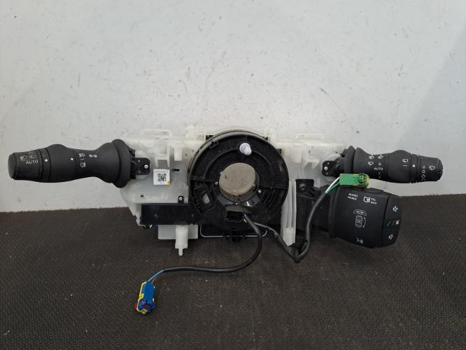 Image Com (Bloc Contacteur Tournant+Commodo Essuie Glace+Commodo Phare) - RENAULT LAGUNA 3