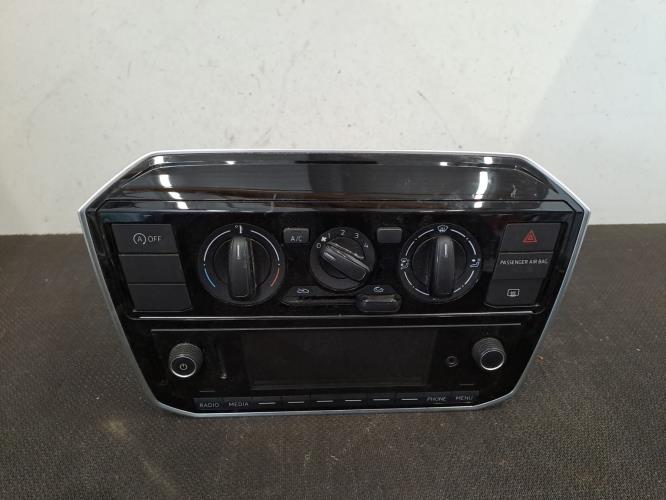 Image Autoradio d'origine - VOLKSWAGEN UP