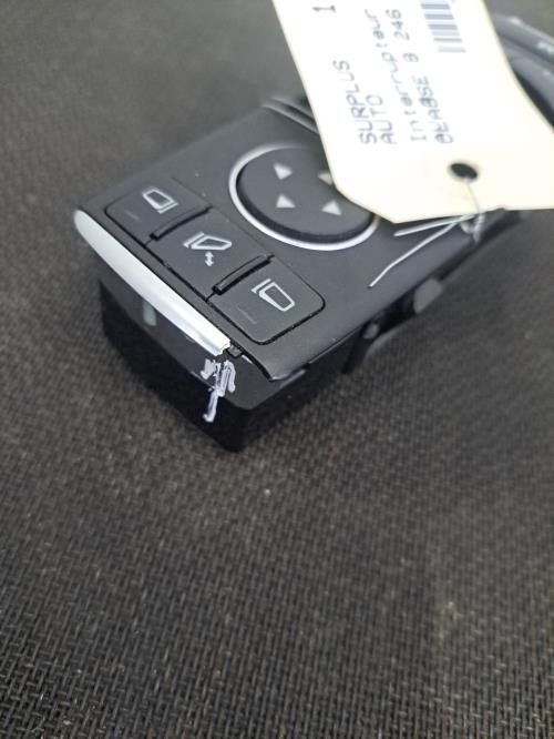 Image Interrupteur de leve vitre avant gauche - MERCEDES CLASSE B 246