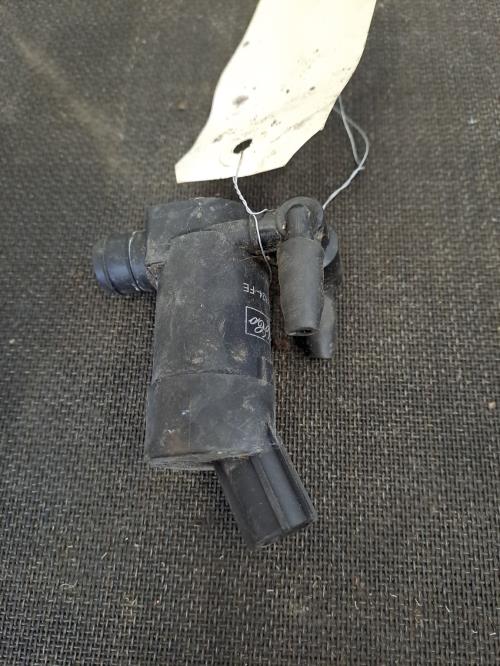 Image Pompe lave glace avant - VOLVO V 50