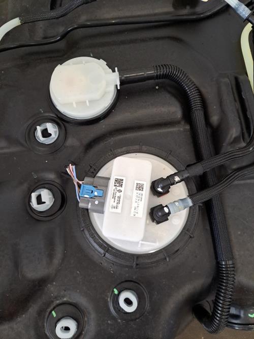 Image Reservoir essence - RENAULT TRAFIC 3 COURT