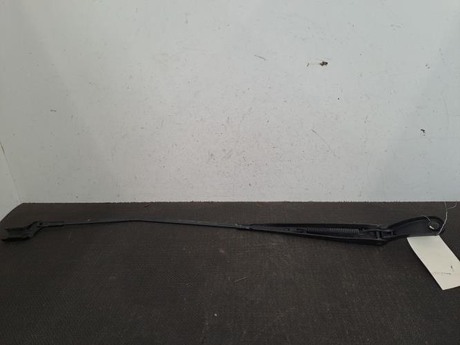 Image Bras essuie glace avant droit - PEUGEOT 208 1