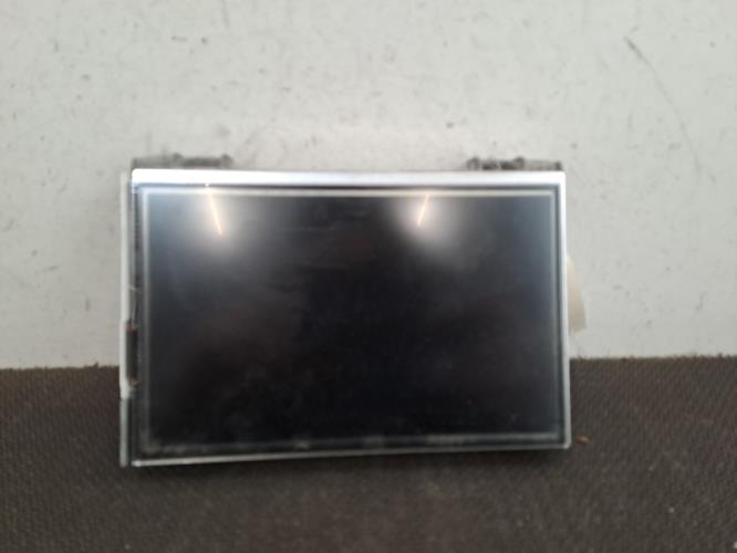 Image Ecran GPS - PEUGEOT 208 1