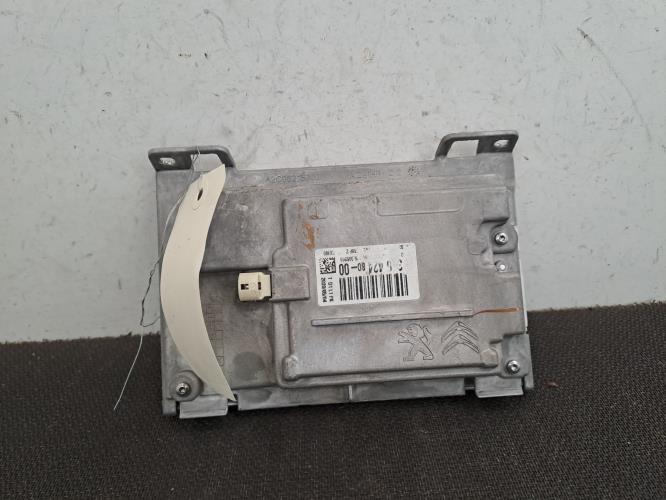 Image Ecran GPS - PEUGEOT 208 1