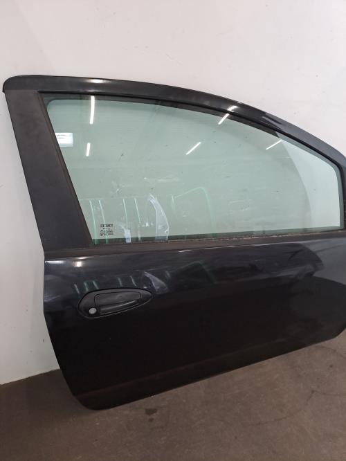 Image Porte avant droit - FIAT GRANDE PUNTO