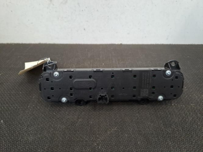 Image Commande autoradio - FORD TRANSIT CUSTOM 1