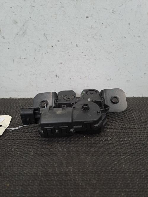 Image Serrure de hayon - RENAULT CLIO 5