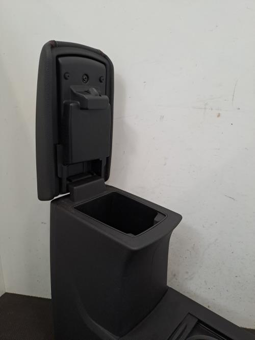 Image Console central (interieur plastique) - RENAULT CLIO 5
