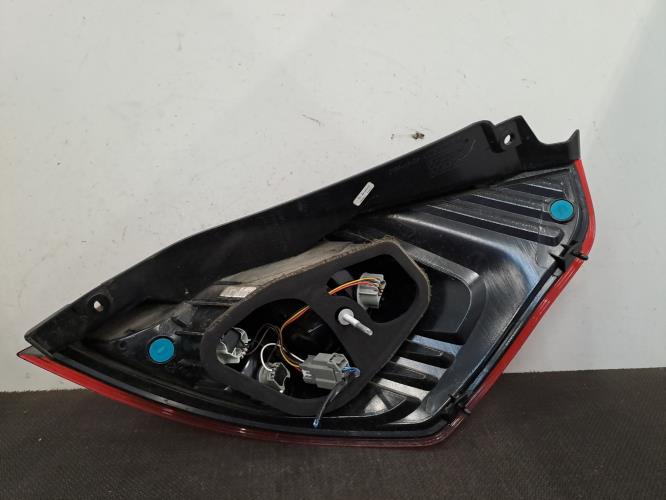 Image Feu arriere principal gauche (feux) - FORD FIESTA 6