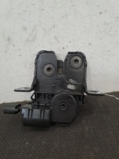 Image Serrure de hayon - RENAULT SCENIC 3