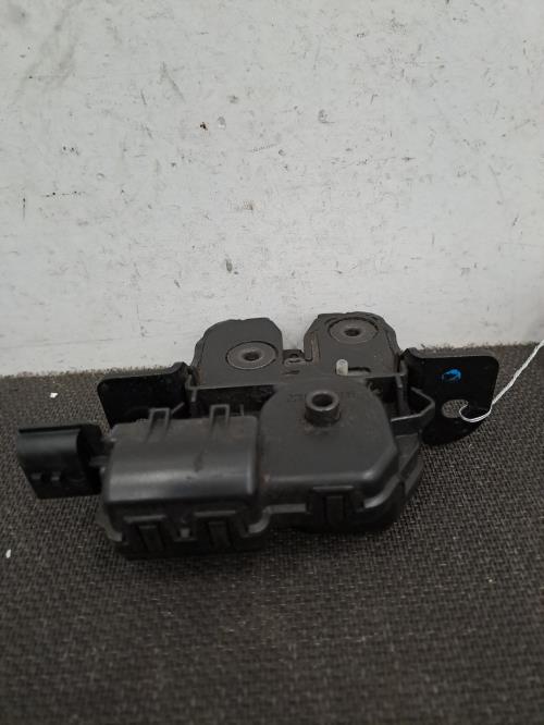 Image Serrure de hayon - RENAULT GRAND SCENIC 3