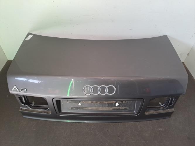 Image Malle/Hayon arriere - AUDI A8 1