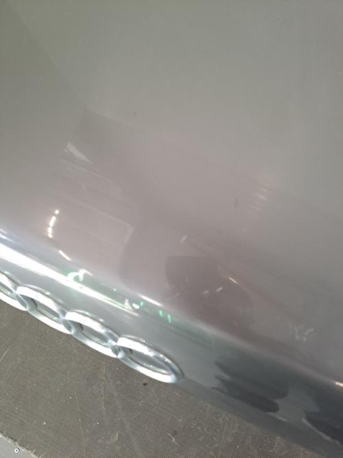 Image Malle/Hayon arriere - AUDI A8 1