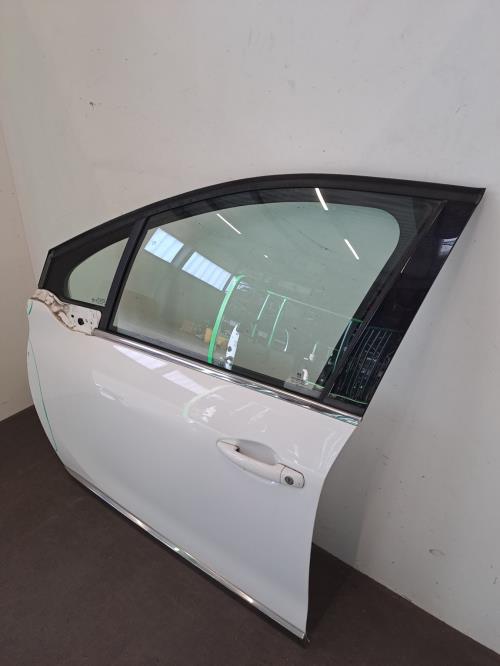 Image Porte avant gauche - PEUGEOT 2008 1