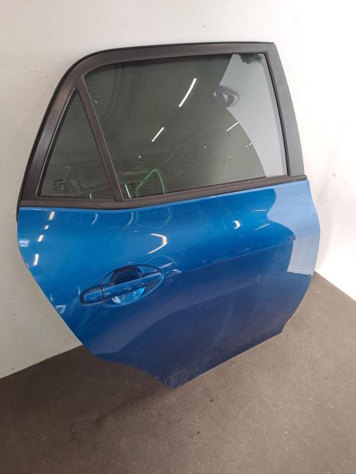 Image Porte arriere droit - TOYOTA AURIS 1
