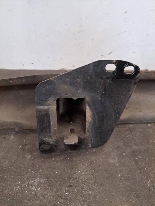Image Renfort pare choc arriere (traverse) - VOLKSWAGEN GOLF 4