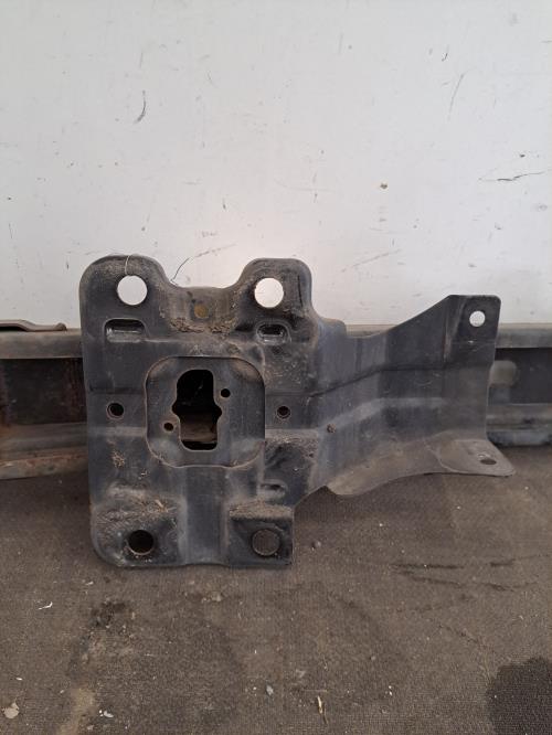 Image Renfort pare choc avant (traverse) - HYUNDAI H1 2 STAREX