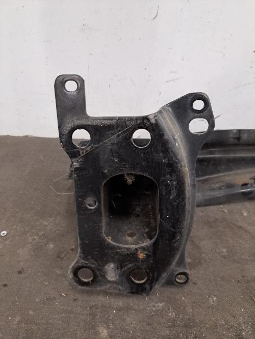 Image Renfort pare choc avant (traverse) - VOLKSWAGEN JETTA 3