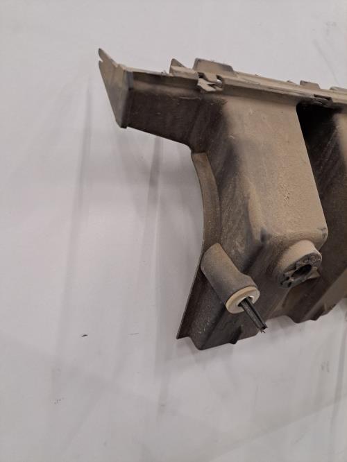 Image Support de pare chocs arriere - PEUGEOT 3008 1