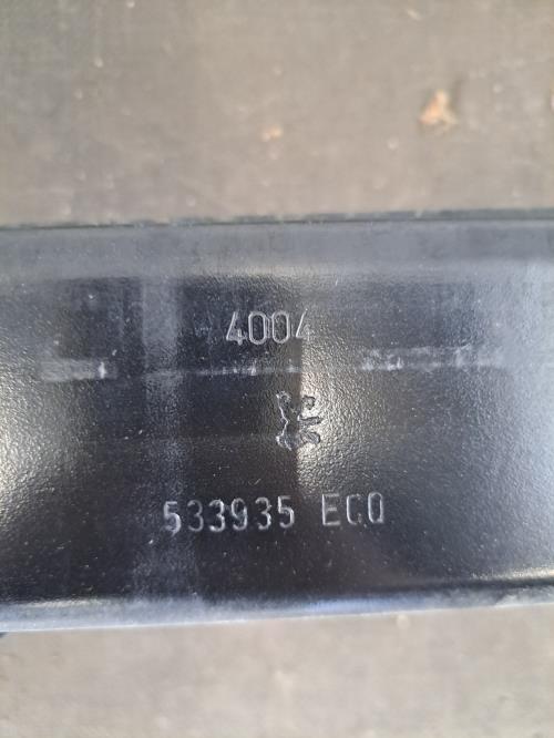 Image Renfort pare choc avant (traverse) - PEUGEOT 607