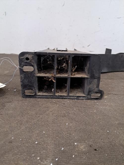 Image Traverse inferieure - CITROEN C4 1