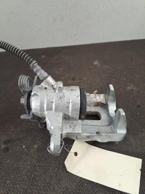 Image Etrier arriere droit (freinage) - RENAULT TRAFIC 3 COURT