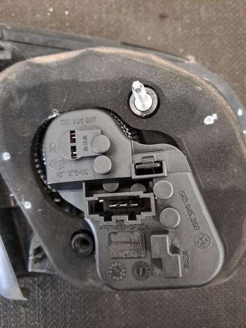 Image Feu arriere secondaire droit (feux) - VOLKSWAGEN GOLF 6