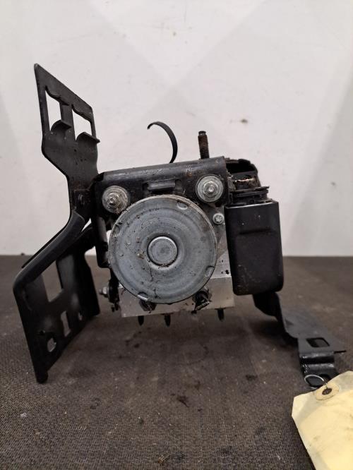 Image Bloc ABS (freins anti-blocage) - PEUGEOT 5008 1