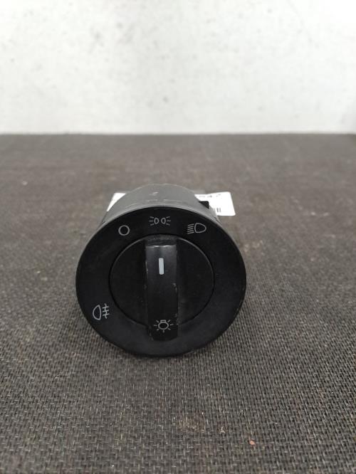 Image Commande de phare - VOLKSWAGEN POLO 4