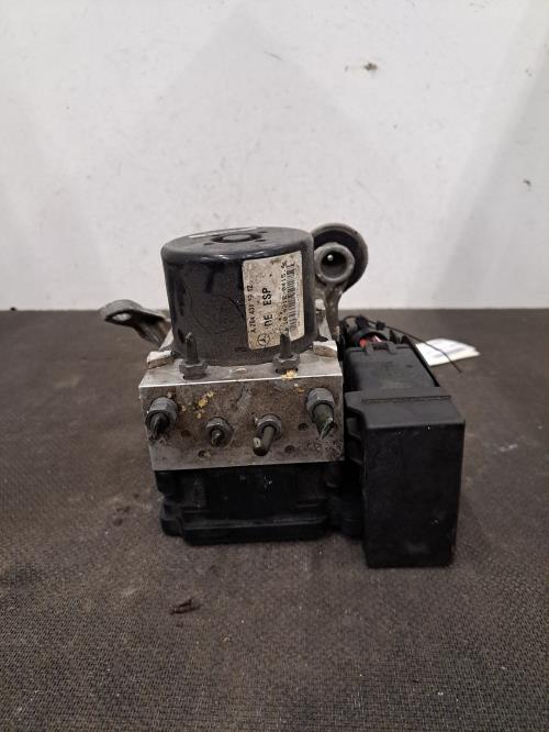 Image Bloc ABS (freins anti-blocage) - MERCEDES CLASSE C 204