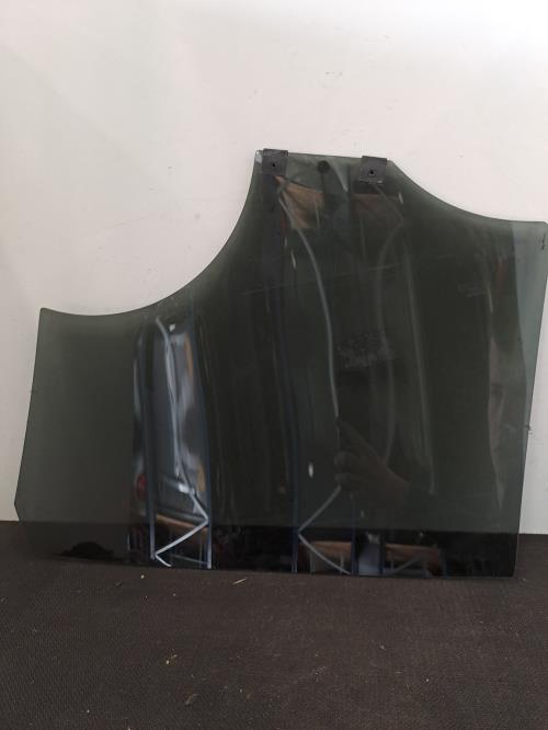 Image Vitre arriere droit - RENAULT CLIO 5