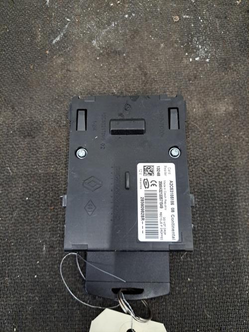 Image Lecteur de carte (neiman) - RENAULT SCENIC 3
