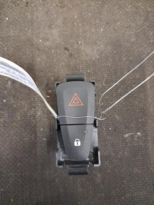 Image Bouton de warning - RENAULT SCENIC 3