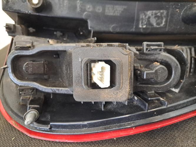 Image Feu arriere principal gauche (feux) - RENAULT SCENIC 3