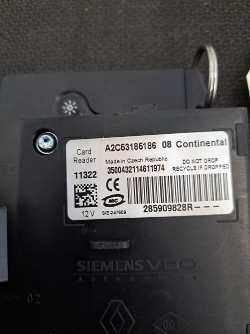 Image Lecteur de carte (neiman) - RENAULT SCENIC 3